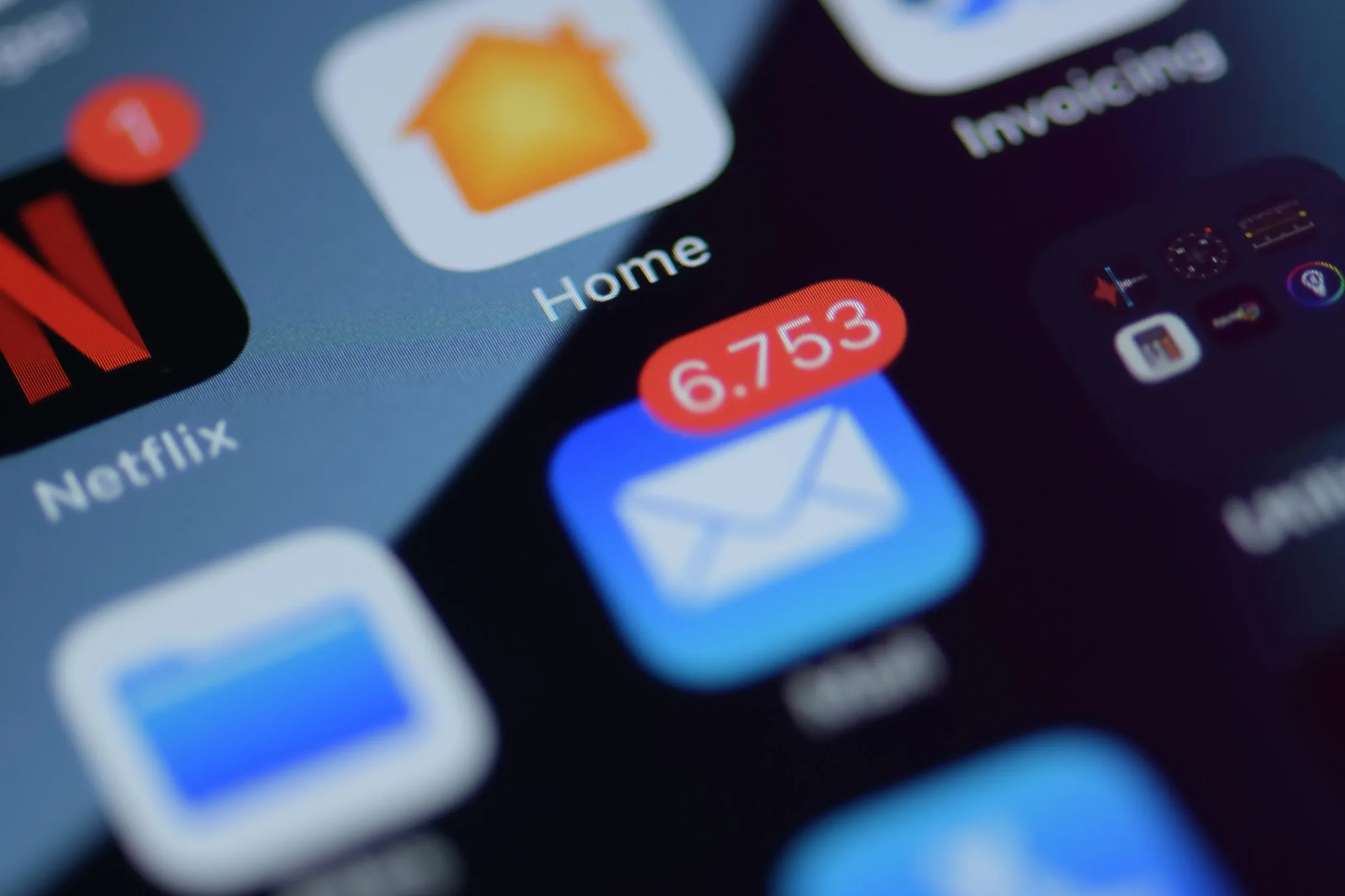 Como evitar notificações excessivas e reduzir ansiedade usando configurações do celular