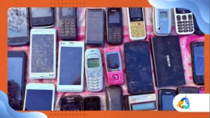 Celular com teclado físico: por que esse formato voltou?